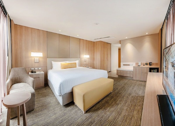 Compass Skyview Sukhumvit 24 by Compass Hospitality
