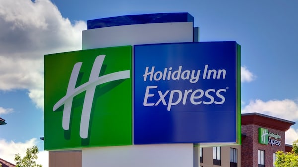 Holiday Inn Express & Suites Mt Sterling North, An Ihg Hotel