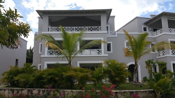 Dominicus Marina Residence