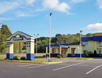 Days Inn By Wyndham Southington