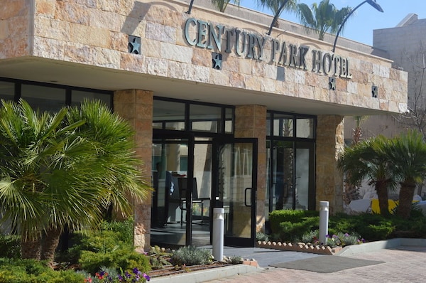 Hotel Century Park