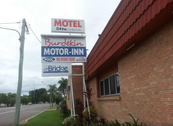 Burdekin Motor Inn