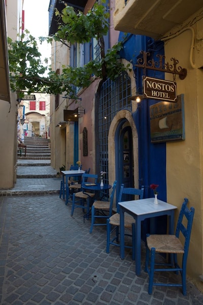 Hotel Nostos