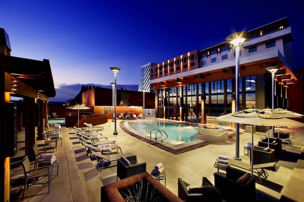 Hotel Isleta Resort and Casino