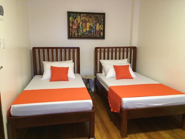 Casa Roces Bed And Breakfast