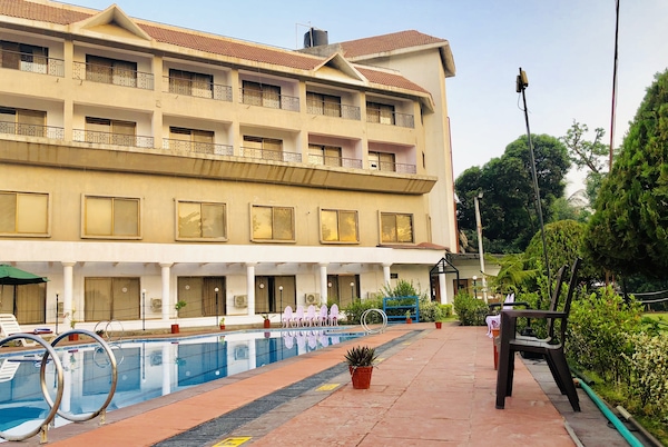 Vits Kamats Resort, Silvassa