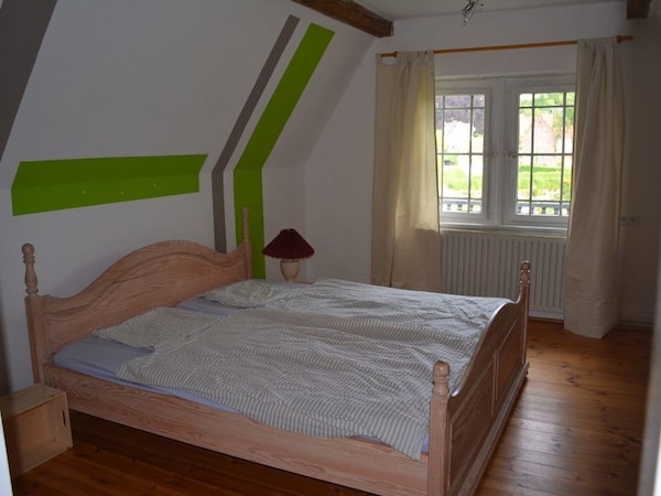 Living In A Historic Building (Altstadt Bahnhof) - 2 Double Rooms In A Large Apartment