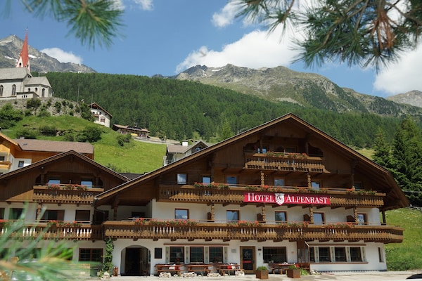 Hotel Alpenrast