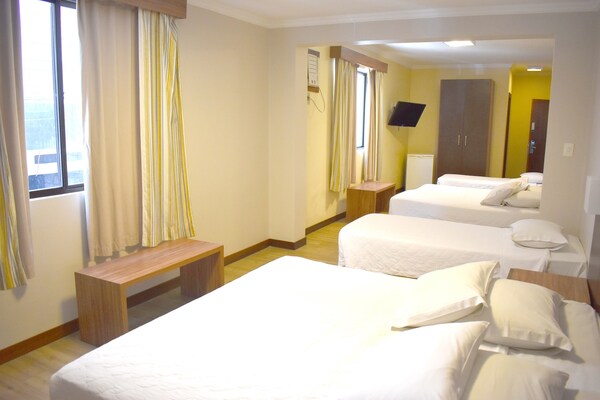 Hotel Sandri City