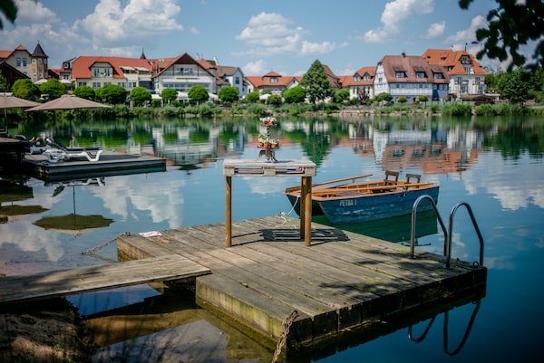 Seehotel Niedernberg - The village at the lake