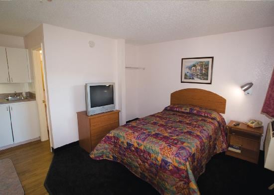 InTown Suites Extended Stay Columbia SC - Columbiana