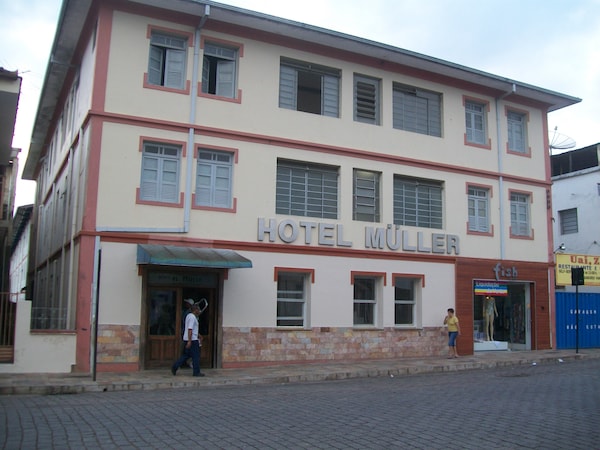 Hotel Muller