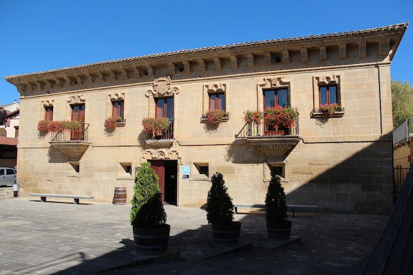 Palacio de Samaniego