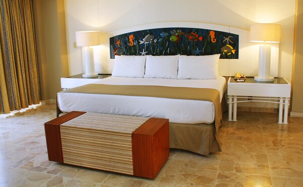 Hotel Dreams Acapulco Resort & Spa
