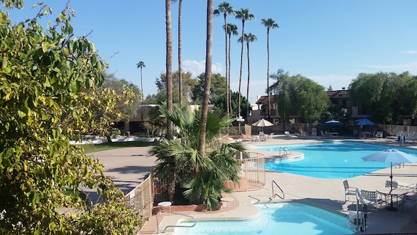 Dobson Ranch Inn And Suites
