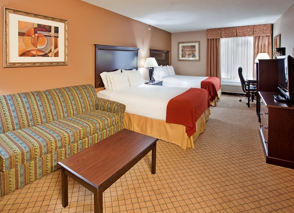Holiday Inn Express & Suites Liberty