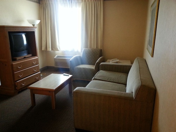 Anaheim Hills Inn and Suites