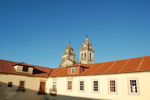 Convent of Tibães's Hostal