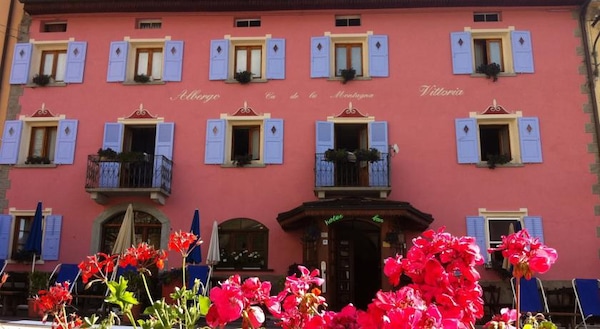 Hotel Vittoria - Ca' De La Montagna