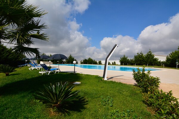 Domus Aurea Resort