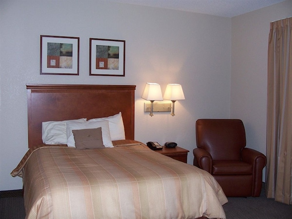 Candlewood Suites Olive Branch Memphis Area
