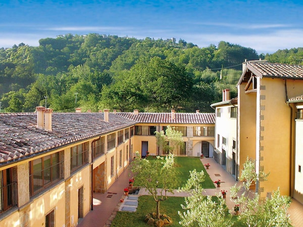 Residence Terre Gialle La Val D'Orcia Nascosta