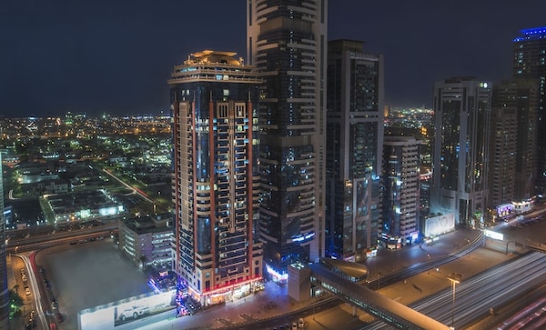 جراند هوتل الإمارات