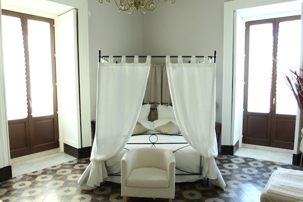 B&B Suite Cutelli