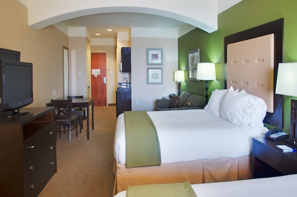 Holiday Inn Express & Suites Galveston West-Seawall
