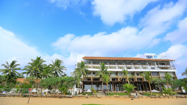 Pandanus Beach Resort and Spa