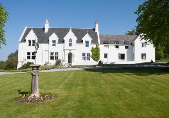 Kinloch Lodge Hotel And Restaurant