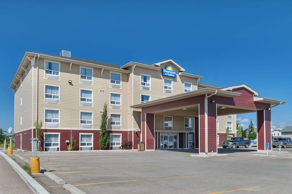 Hotel Days Inn and Suites Cochrane