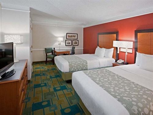 La Quinta Inn by Wyndham Phoenix Sky Harbor Airport