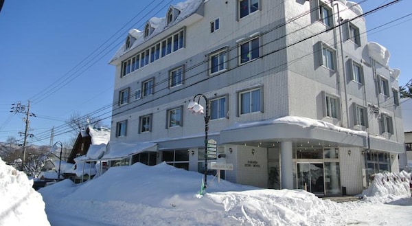 Hakuba Echo Hotel and Apartments