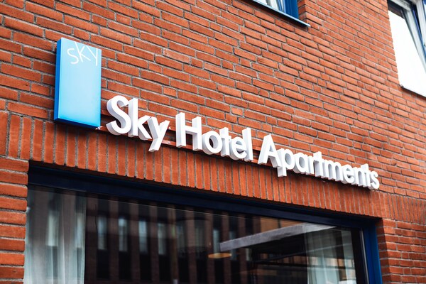 Sky Hotel Apartments City