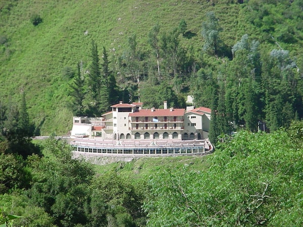 Termas de Reyes