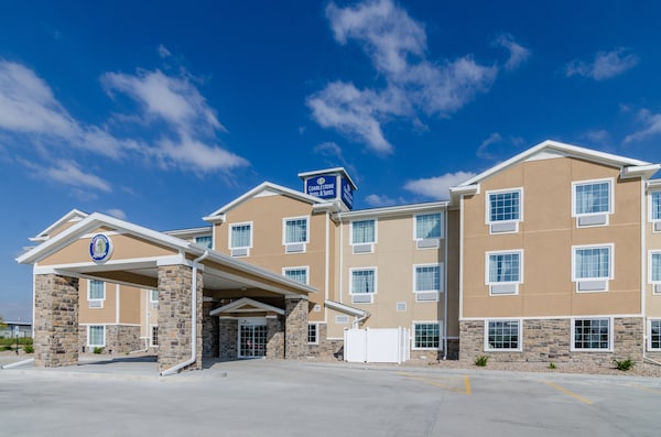 Cobblestone Hotel & Suites - McCook