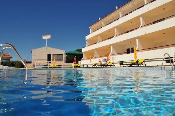 Cosy by the pool, Quarteira – Updated 2023 Prices