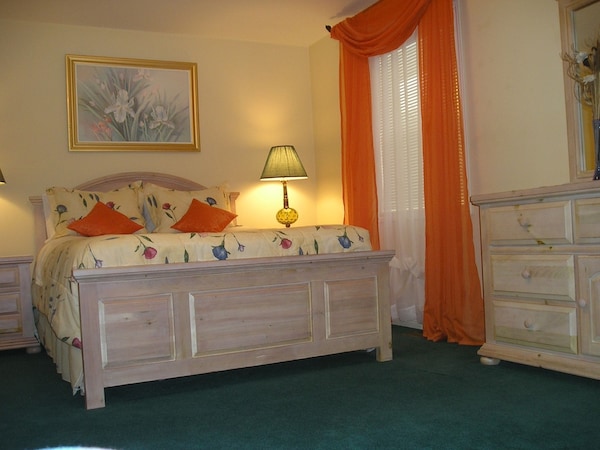 The Pine Suite Is One Of The Superior Suites At  Garni / B & B