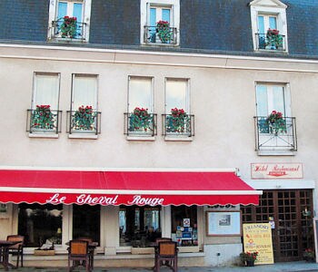 Inter-Hôtel Le Cheval Rouge