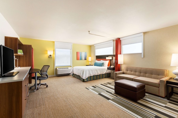 Home2 Suites by Hilton Farmington/ Bloomfield