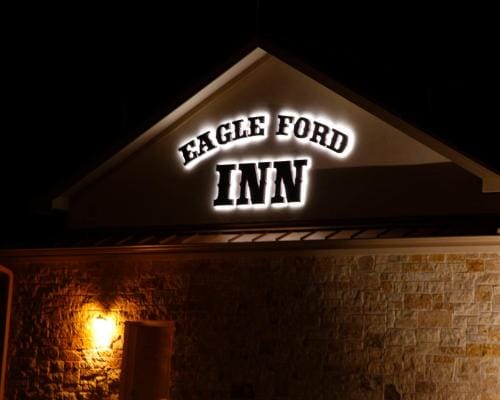 Eagle Ford Inn