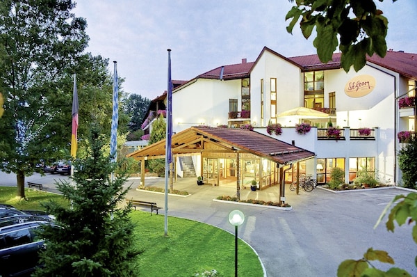 Hotel St. Georg Gmbh