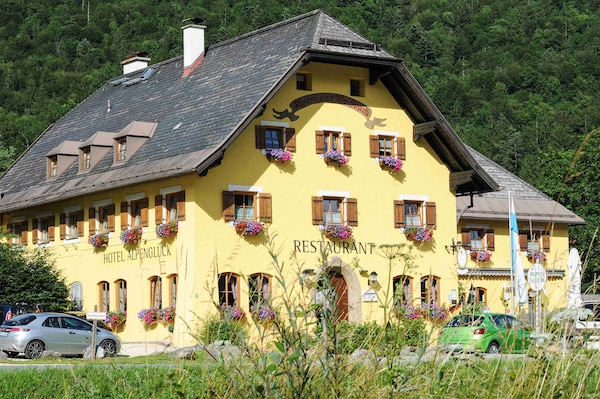 Land-gut-Hotel Alpenglück