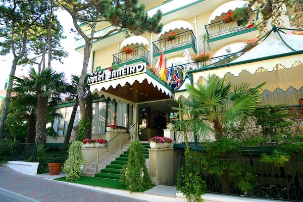 Hotel Janeiro