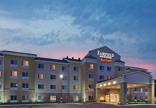 Fairfield Inn & Suites Tulsa Southeast-Crossroads Village