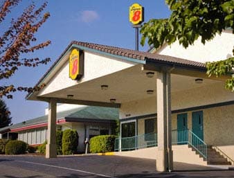 Super 8 By Wyndham Bremerton