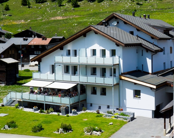 Swiss-Lodge Hotel Furka