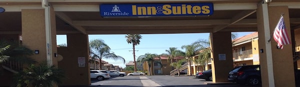 Riverside Inn and Suites