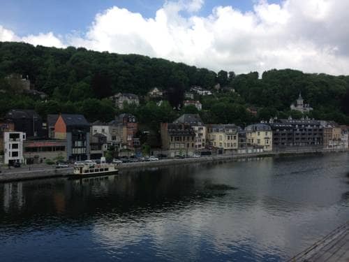 Linattendu Sur La Croisette Dinant Centre